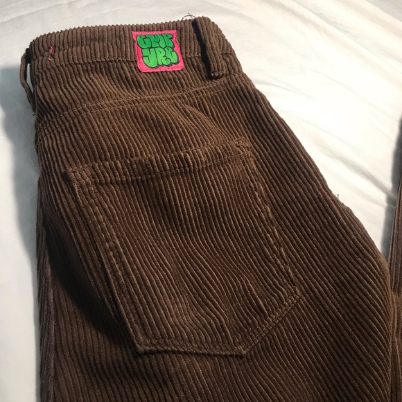 Brown empire corduroyed’s size 0 but fits a bit looser. - Picture 4 of 4